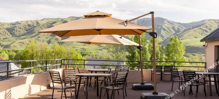 伊曦·小寨丨Natural氧吧民宿(那拉提景区店)图片