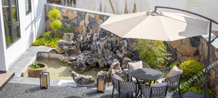 花筑·九华山沁雅居民宿(肉身宝殿店)图片