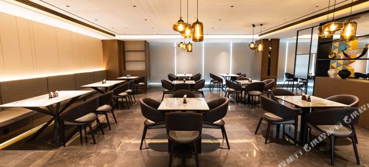 乔治莫兰迪酒店(青岛红岛高新区店)图片