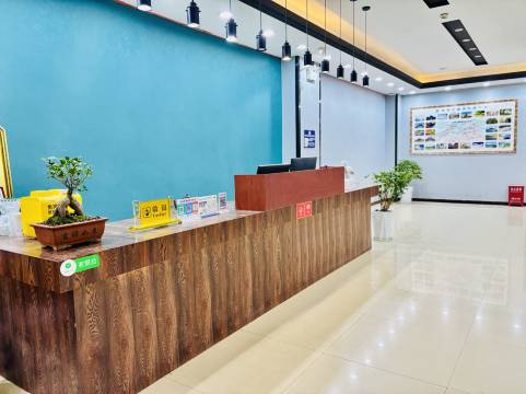 云逸智雅民宿(昆明长水机场店)