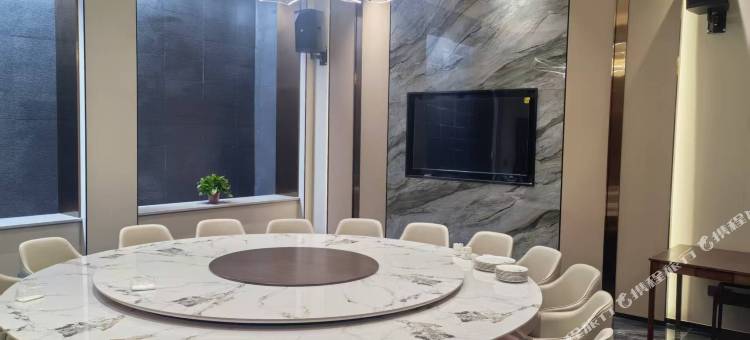 云居酒店(酒泉肃北马鬃山店)图片