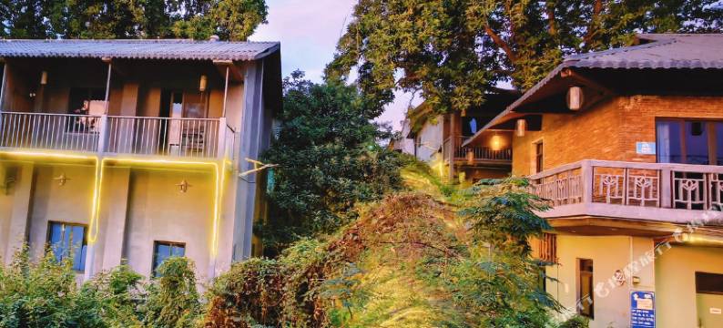 大榕树度假山庄(梧州市白云山龙母庙店)图片