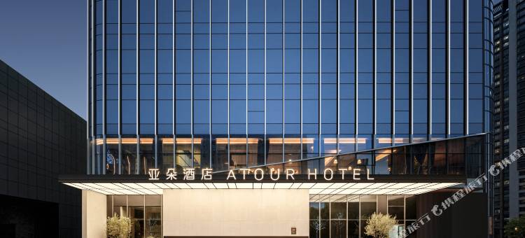 武汉黄鹤楼积玉桥高空江景亚朵酒店图片