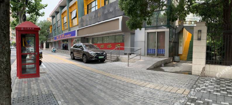 玐玥海青年旅舍(上海火车站店)图片