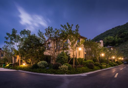 沐隐·安吉高尔夫度假别墅（欢乐风暴水上乐园店）外景图