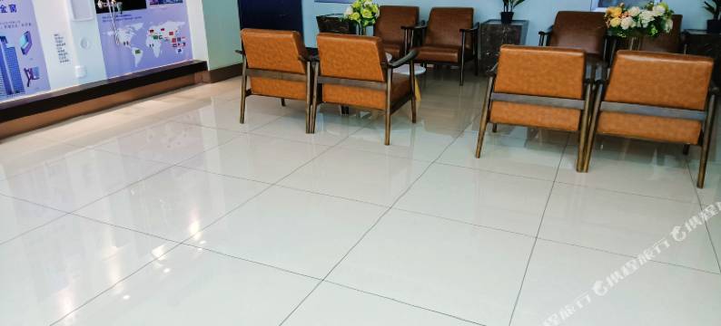 沈阳鲁艺精品公寓(望花地铁站店)图片