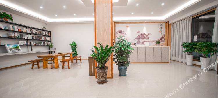大理滇美吾安酒店(洱海生态廊道店)图片