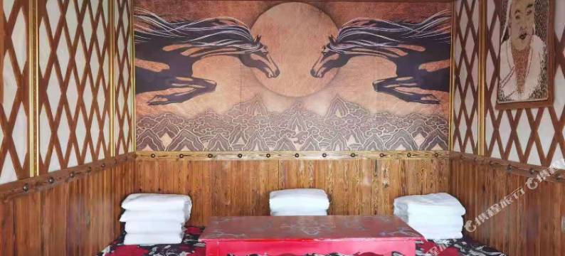 察右中旗辉腾锡勒草原牧都民宿图片