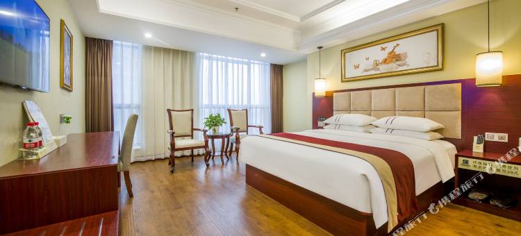 维也纳酒店(成都崇州高铁站太阳岛广场店)图片