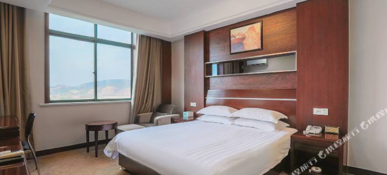 君悦商务宾馆(湖州埭溪店)图片