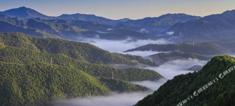 太白云端山居图片