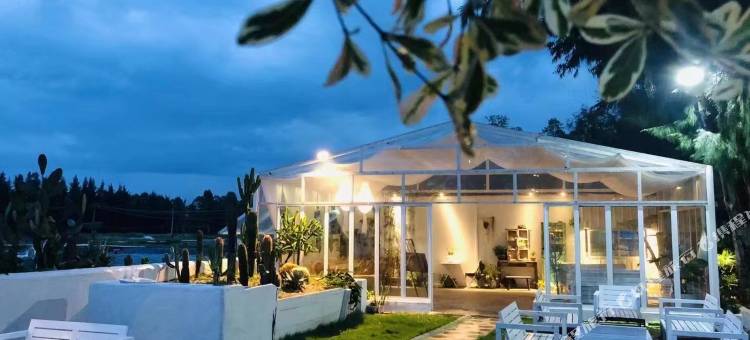 斯维登家蜓酒店公寓(北海老街澜亭天际店)图片