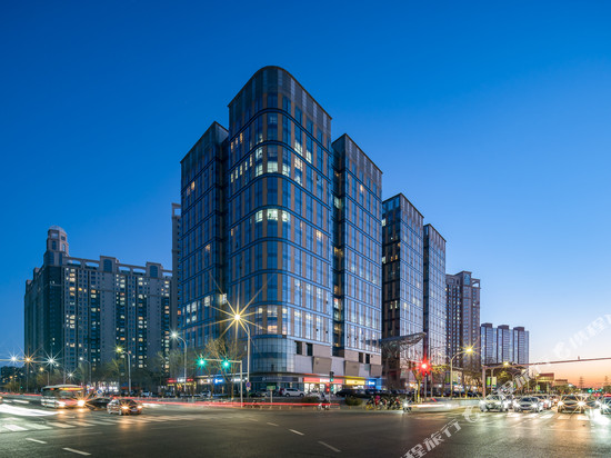 麗枫酒店(北京通州环球度假区临河里地铁站店)