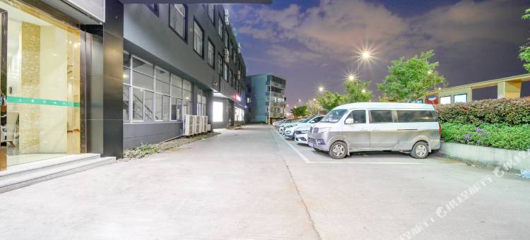 云上曼居酒店(宁波栎社机场栎社地铁站店)图片