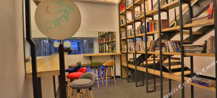 凤凰云桥自在江景精品民宿(凤凰古城云桥店)图片