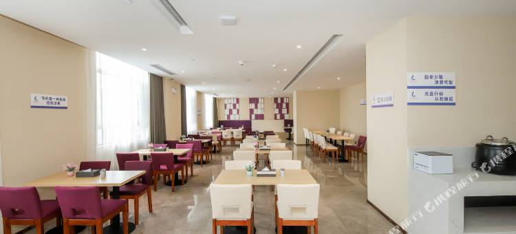 麗枫酒店(盘州东湖公园彩虹桥店)图片