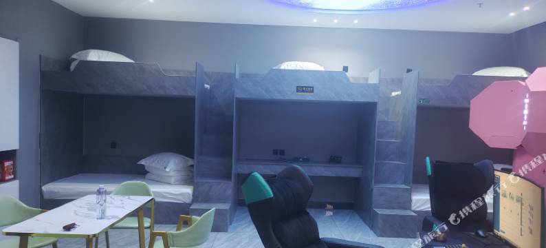 蓝速电竞酒店图片