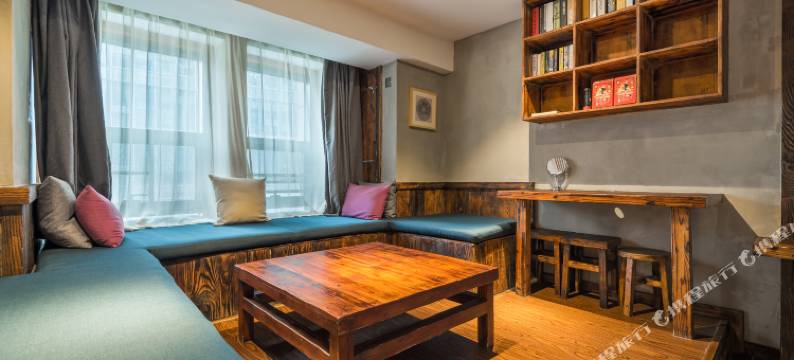 巢精选酒店(甲秀楼青云市集店)图片