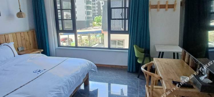 云山瓦居民宿(老君山景区店)图片