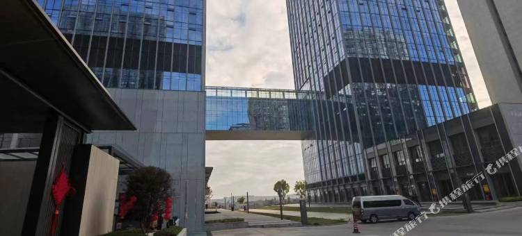 美筑·臻品loft海景公寓(龙光世纪商务中心店)图片