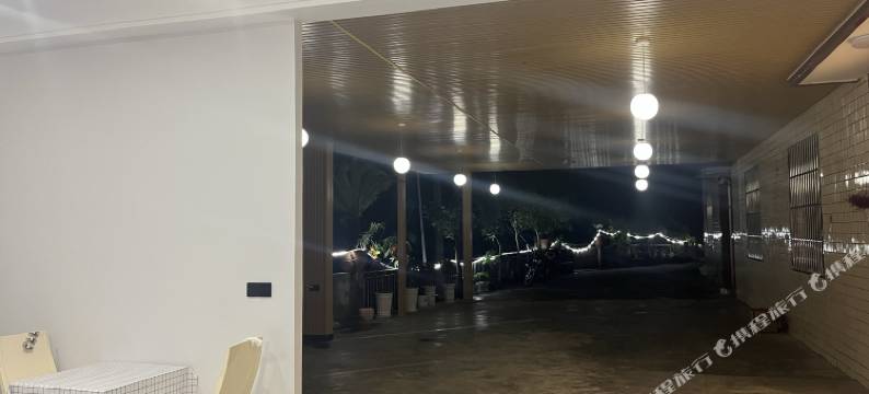 代氏山庄(乐山大佛店)图片