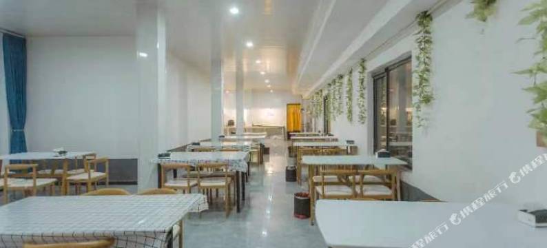 华艺酒店(安国纪念馆北路店)图片