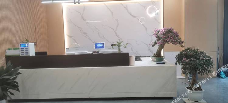 昊泽酒店(韩森寨地铁站店)图片