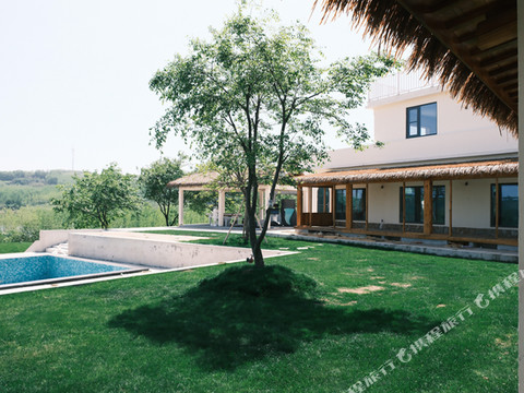 侨治霍比特人民宿