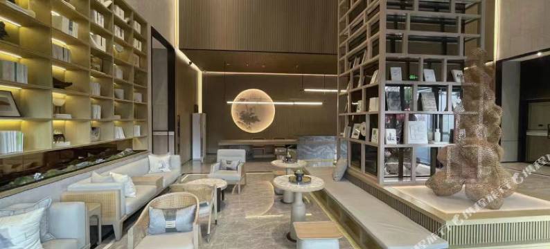 十二宿设计师民宿(广西大学地铁站店)图片