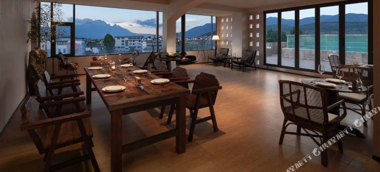 竹舟雪山度假酒店(丽江古城区清溪公园店)图片