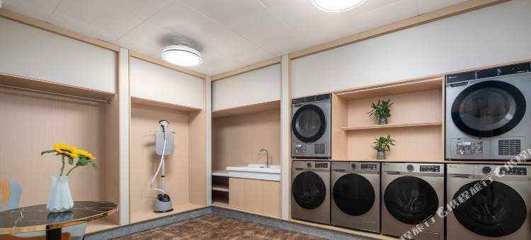 虔美酒店(江南宋城步步高新天地店)图片