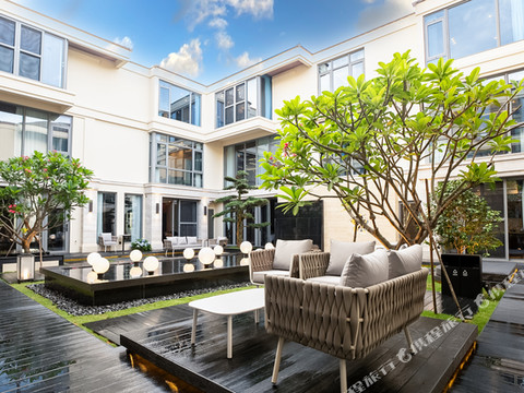 东山岛爱米酒店