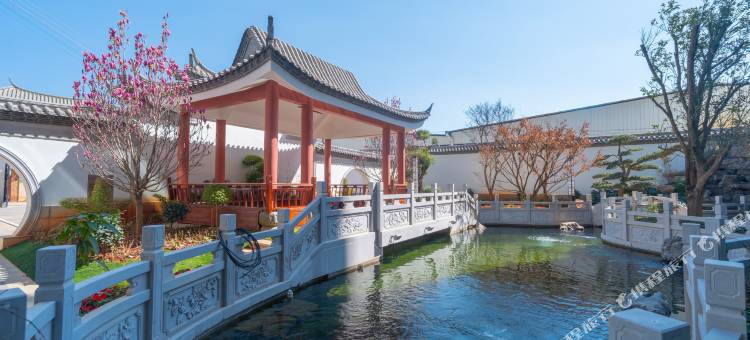 陶然智能酒店(石屏古城店)图片