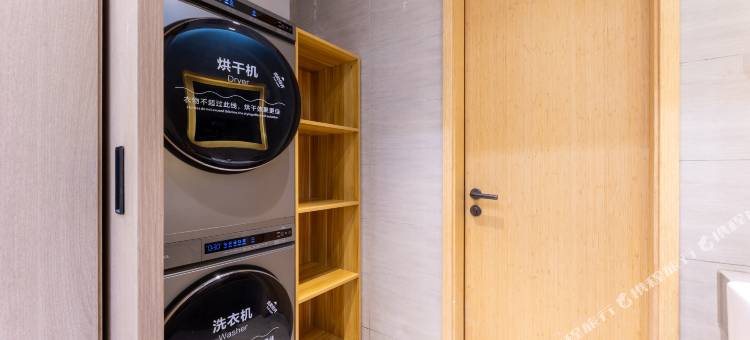 艺龙安云酒店(上海新国际博览中心博华路店)图片