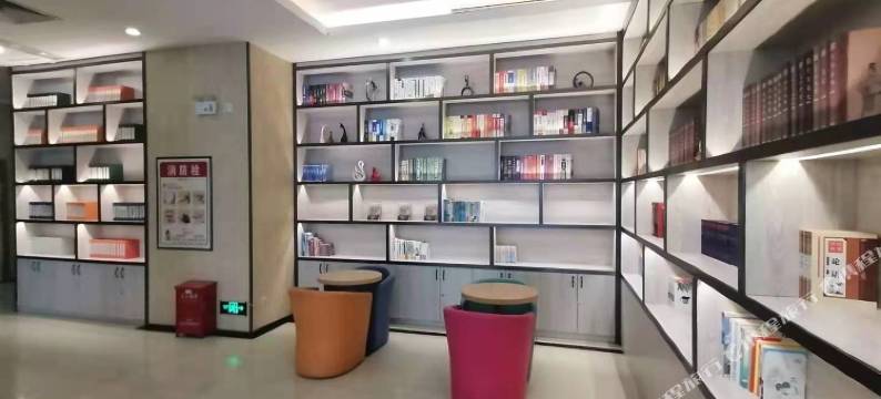 云廷酒店(深圳龙岗南联地铁站店)图片