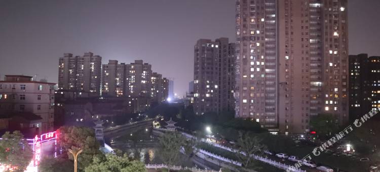 希悦酒店(南昌解放西路辛家庵地铁站店)图片