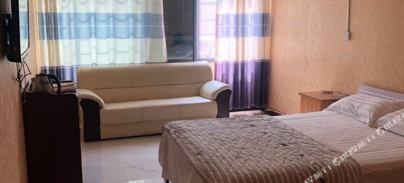 原阳恋家宾馆图片