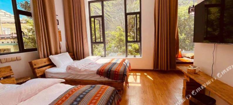 德钦迪青康珠民宿图片