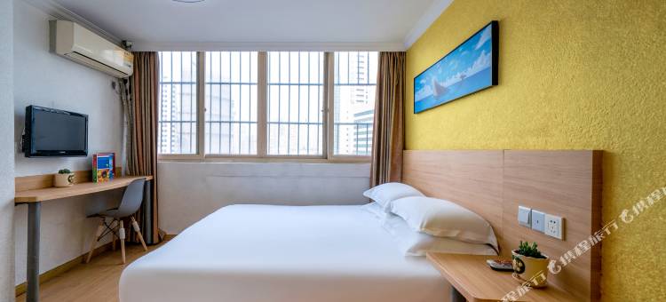 布丁严选酒店(上海外滩四川北路地铁站店)图片