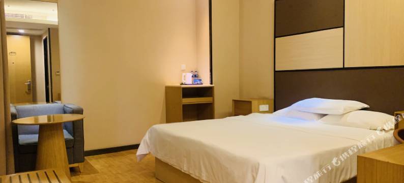 美悦酒店(重庆合川高铁站南津街店)图片