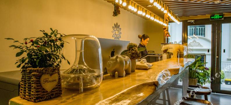 青岛境海漫居酒店(五四广场万象城店)图片