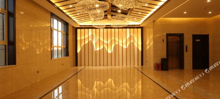 睿柏·云酒店(沽源店)图片