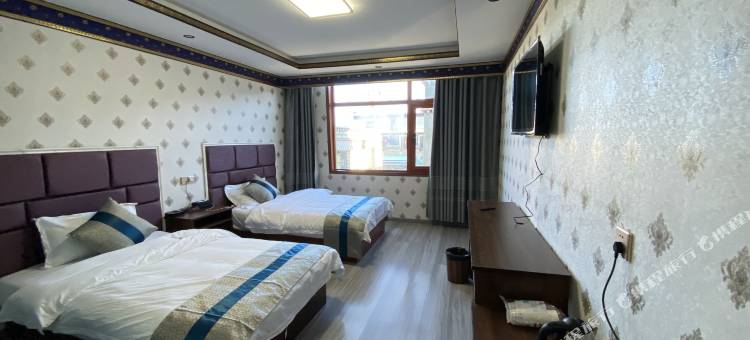 浪卡子羊卓雍湖家庭招待所图片