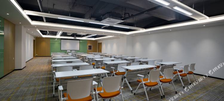 白玉兰酒店(日照万象汇万平口景区店)图片