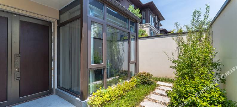 千岛湖观岛湖景度假公寓(新城银泰店)图片