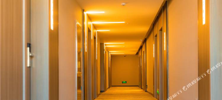 都市118精选酒店(青岛胶东机场李哥庄店)图片