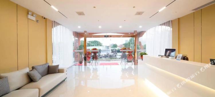 泊曼酒店(武汉蔡甸经济开发区星光建材城店)图片
