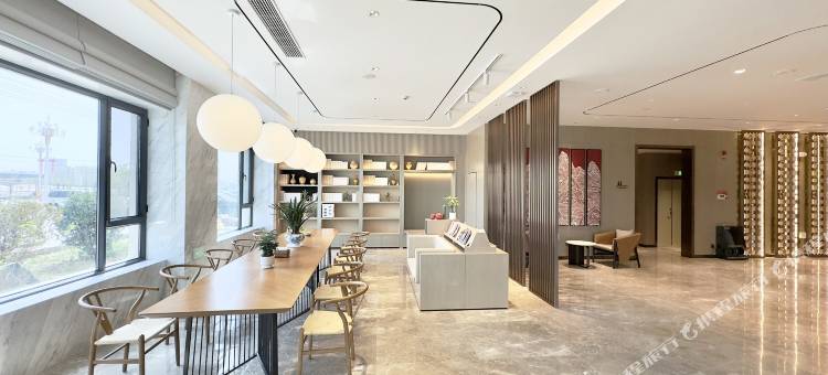 和田玺田酒店图片