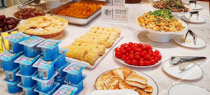 坤逸·精品酒店(自贡方特恐龙王国店)图片