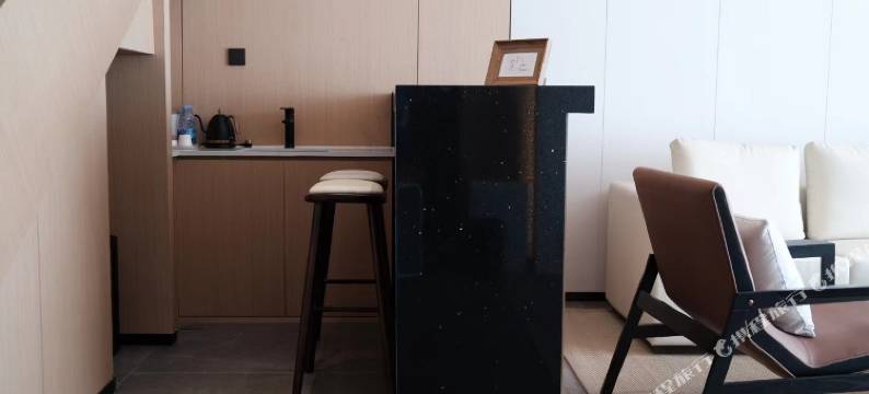 可可托海清澄白山民宿图片